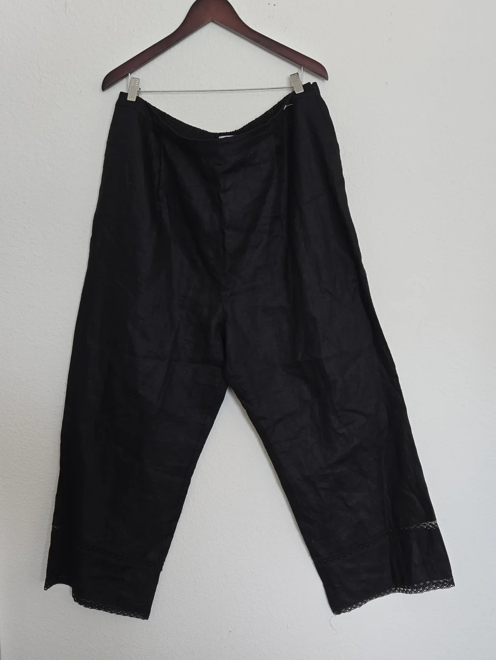 Reformation Black Relaxed 100% Linen Pants With Lace Hem Size 14